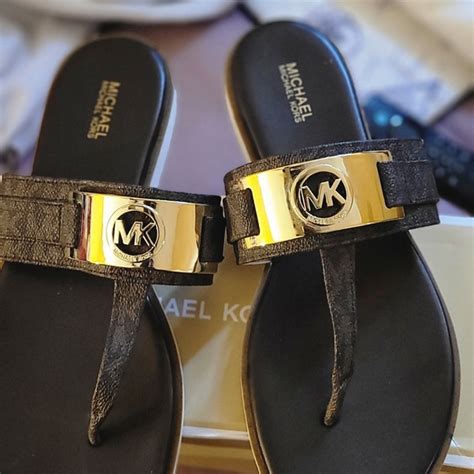 michael kors briar leather thong sandals|michael kors block heel sandals.